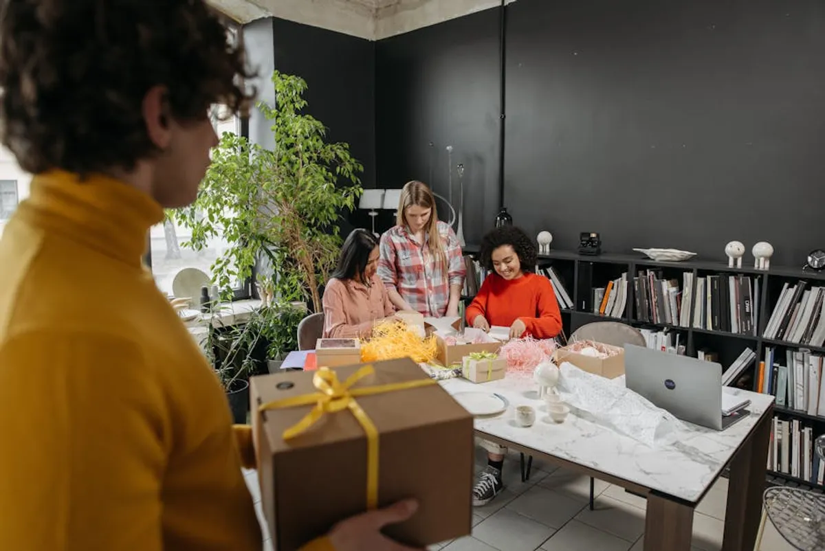 Amazon Gift Card Delivery Explained: Email, Print, and Physical Options