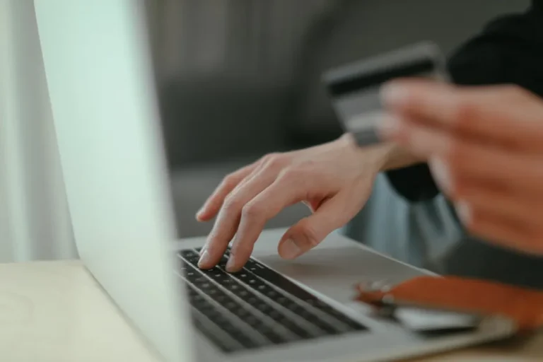How to Buy Amazon Gift Cards Online and Send Them Safely