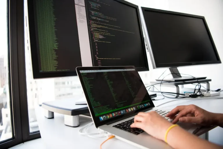 Software engineering news: Market Outlook, Risks, and Key Things to Watch