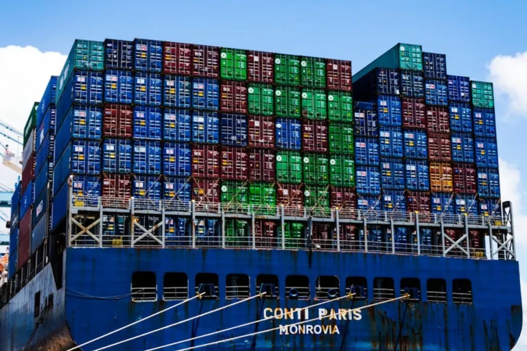 What Is freight forwarding? A Practical Guide for manufacturers