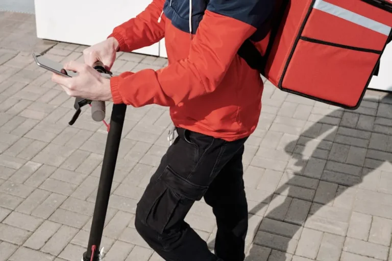 What Is last-mile delivery? A Practical Guide for logistics managers