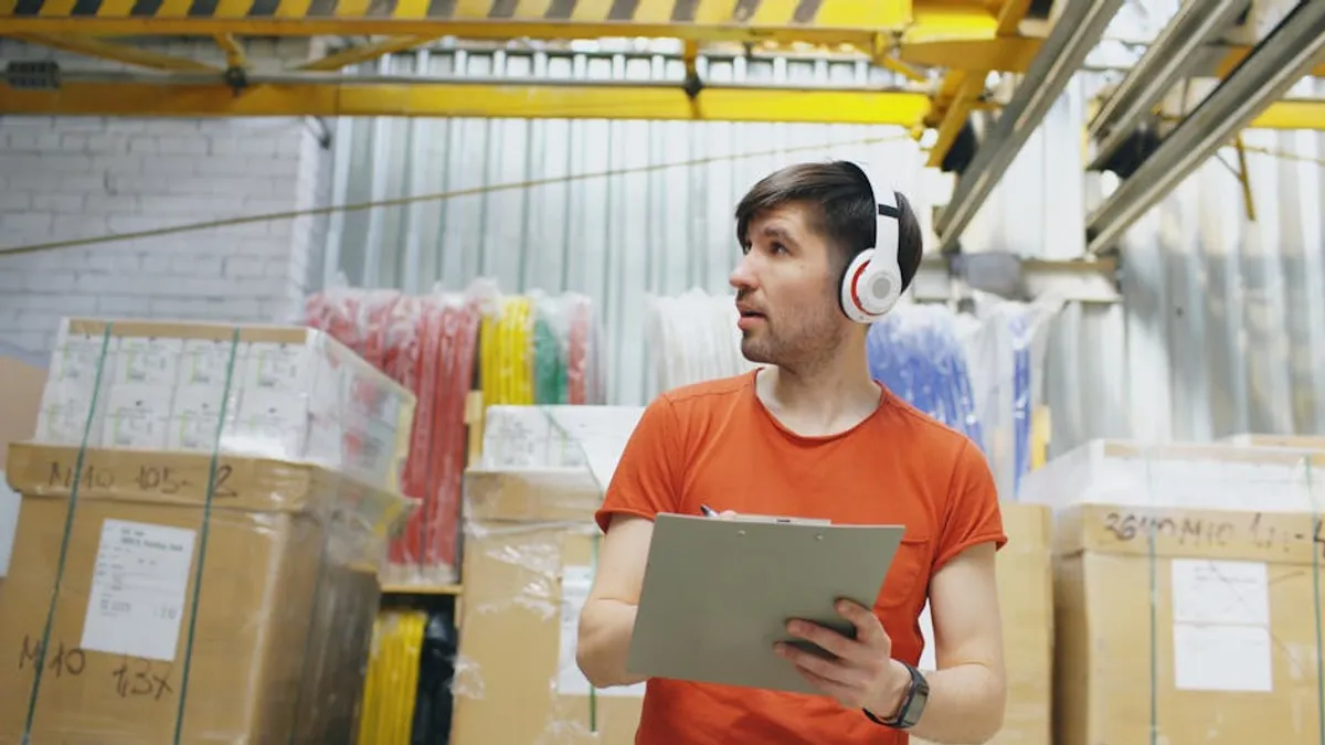 What Is supply chain visibility? A Practical Guide for small businesses