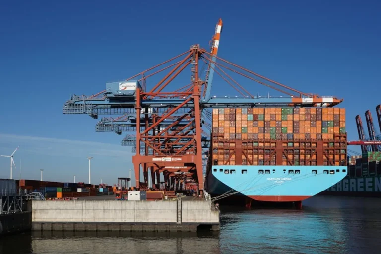 What Is transshipment? A Practical Guide for manufacturers