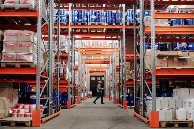 What Is warehouse logistics? A Practical Guide for manufacturers